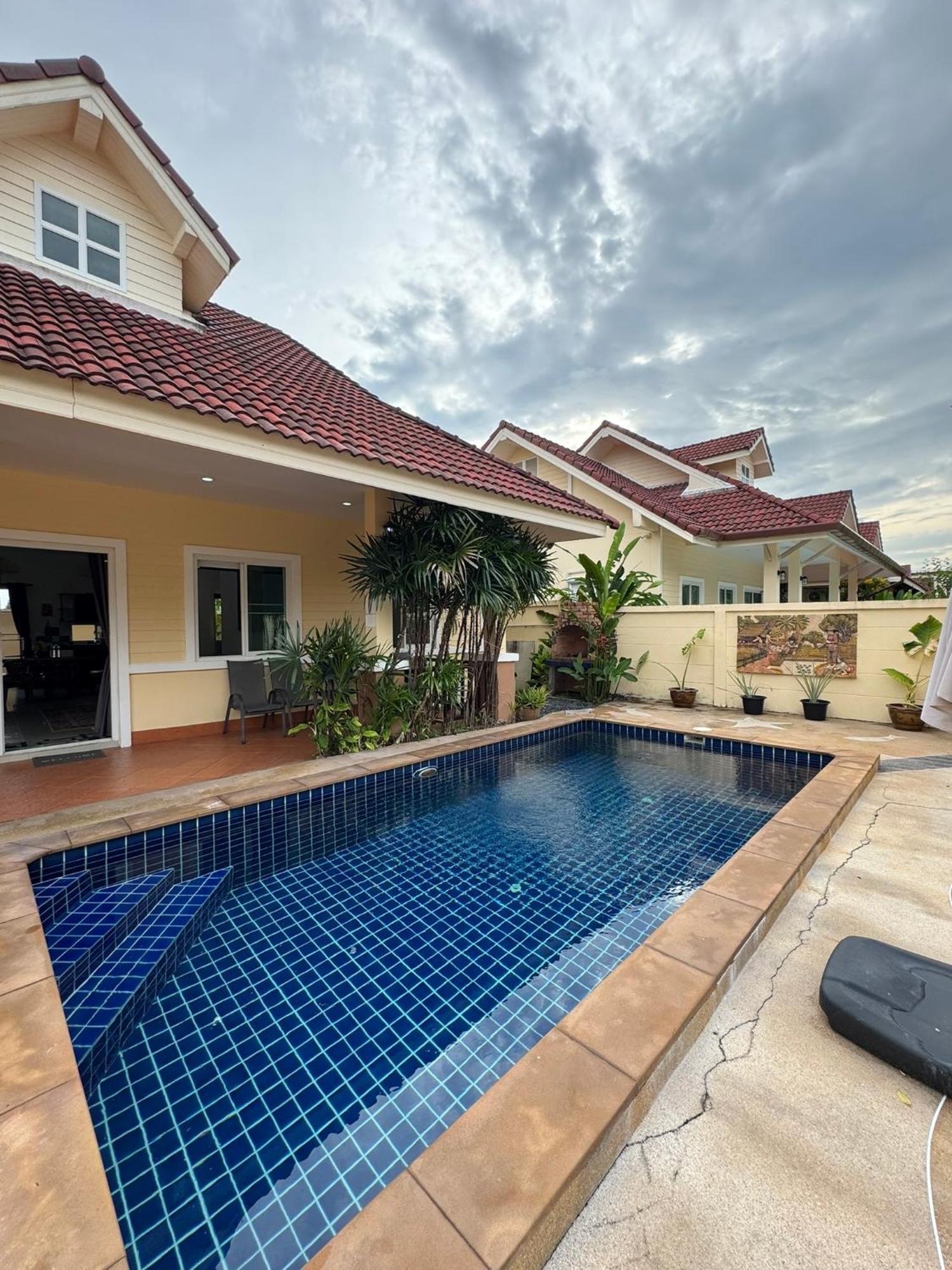 Relax Private Pool Villas - 4 Bedroom Villas Ao Nang Εξωτερικό φωτογραφία