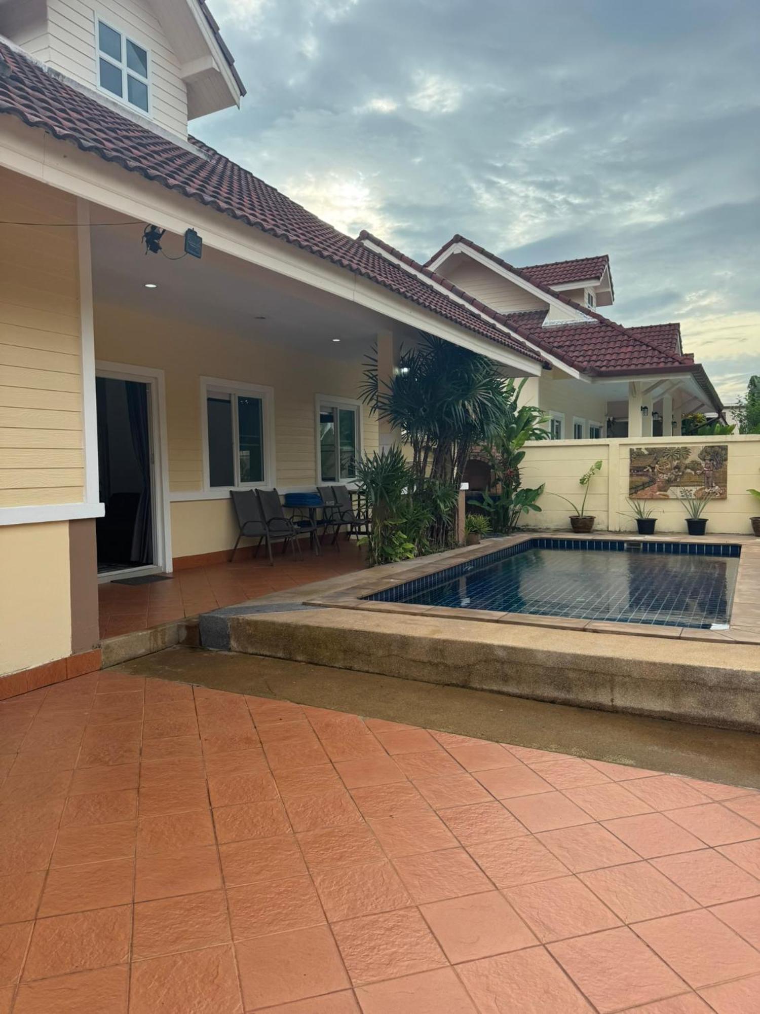 Relax Private Pool Villas - 4 Bedroom Villas Ao Nang Εξωτερικό φωτογραφία